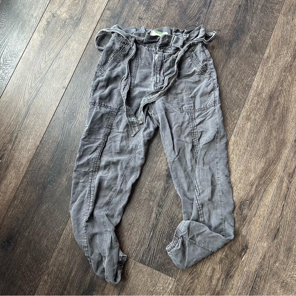 Anthropologie size 0 linen blend gray jogger style tie waist paper bag pants